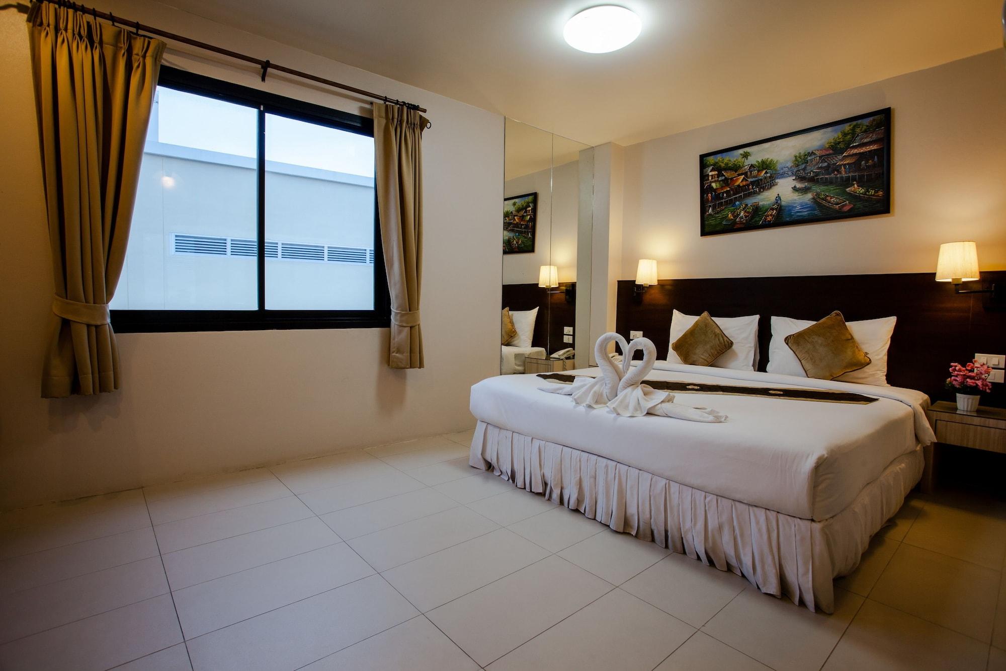 @ White Patong Hotel Exterior foto