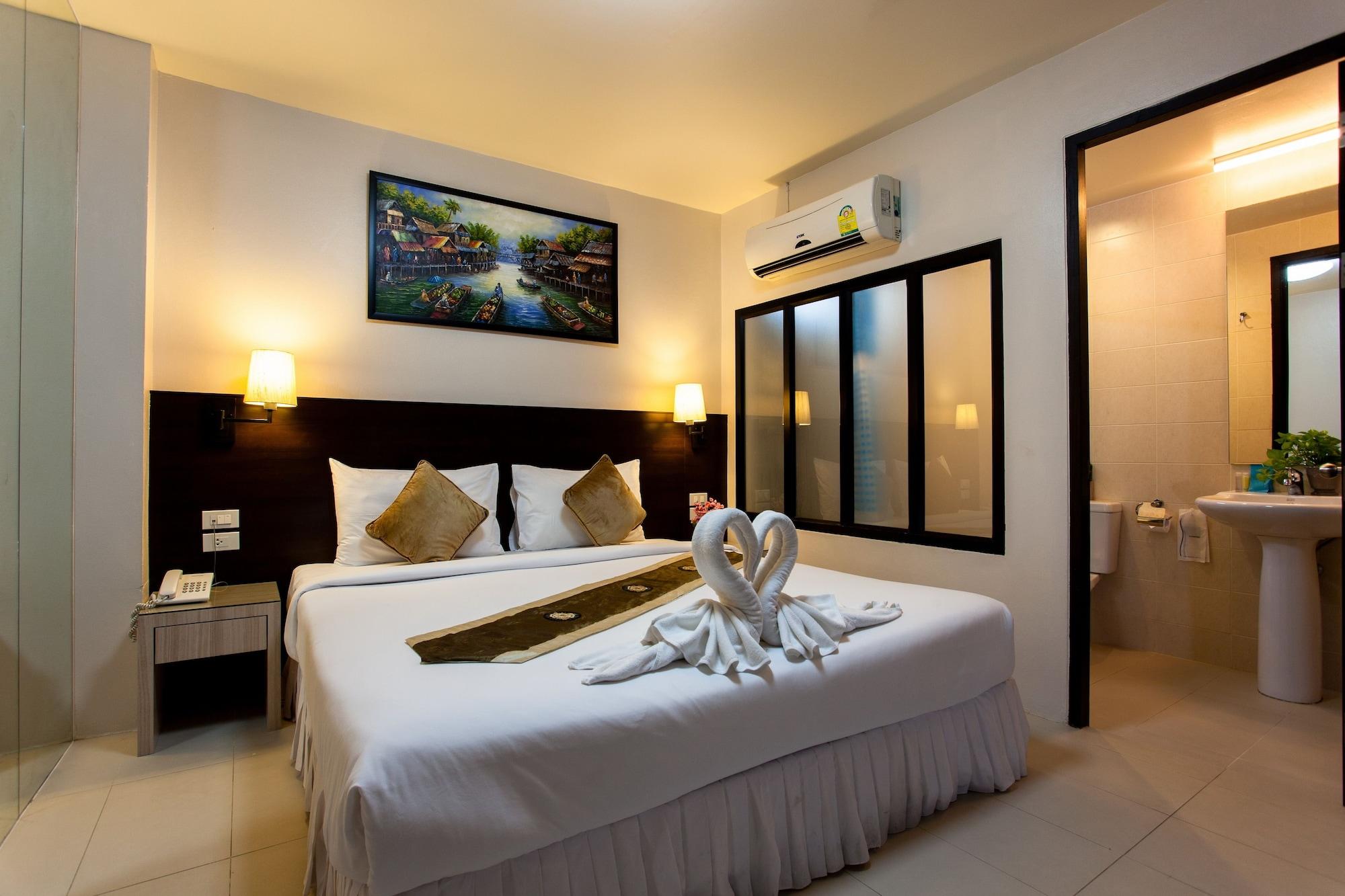 @ White Patong Hotel Exterior foto