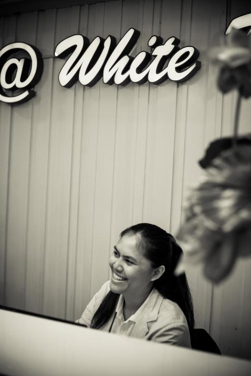 @ White Patong Hotel Exterior foto